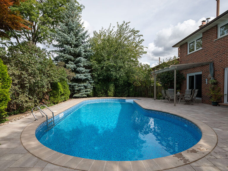 Vinyl Liner Pools: Benefits, Cost, Materials, and More (A Guide ...