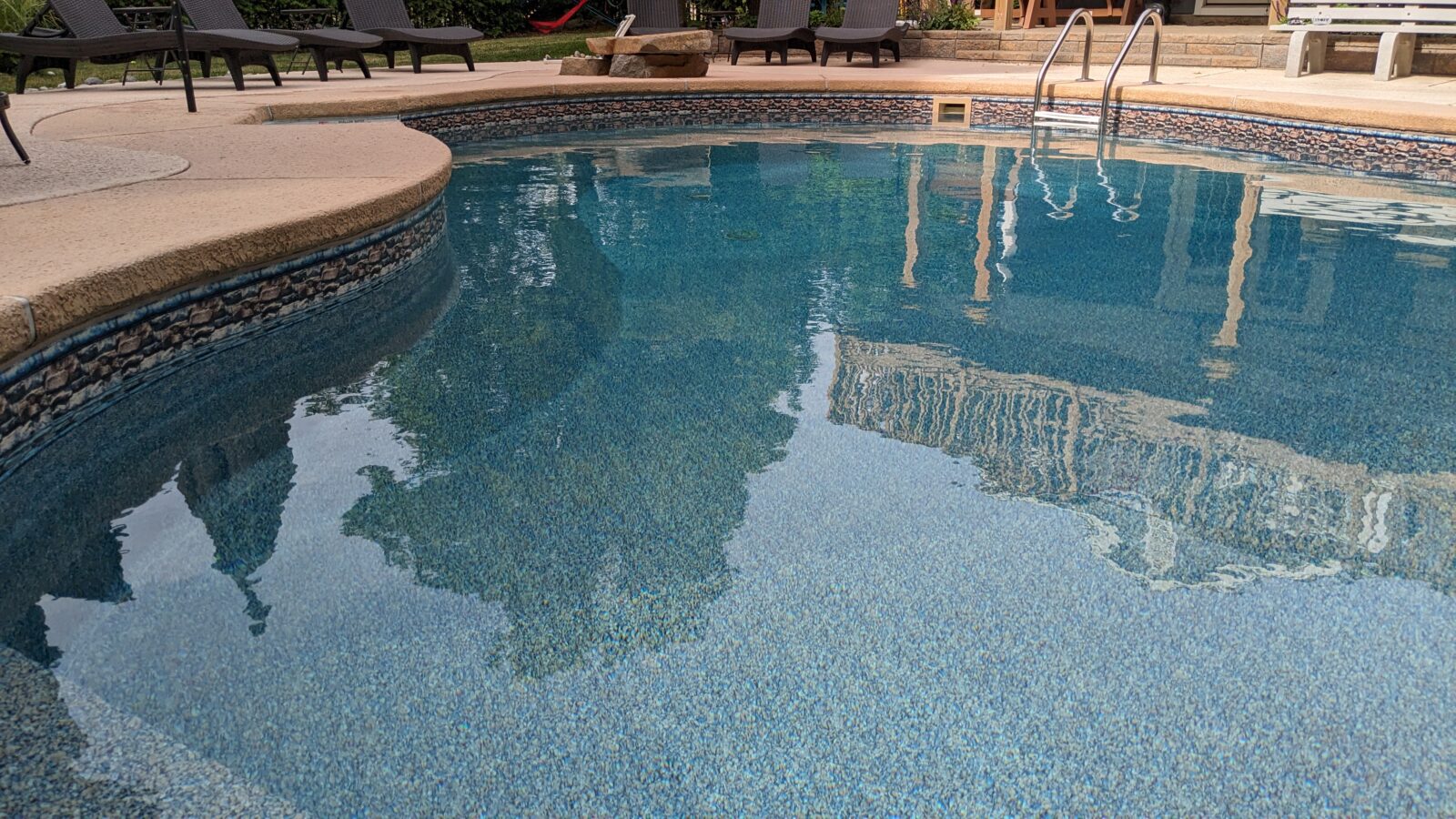 Why Pool Owners Love Decorative Pool Trim and Custom Steps | Kayden ...
